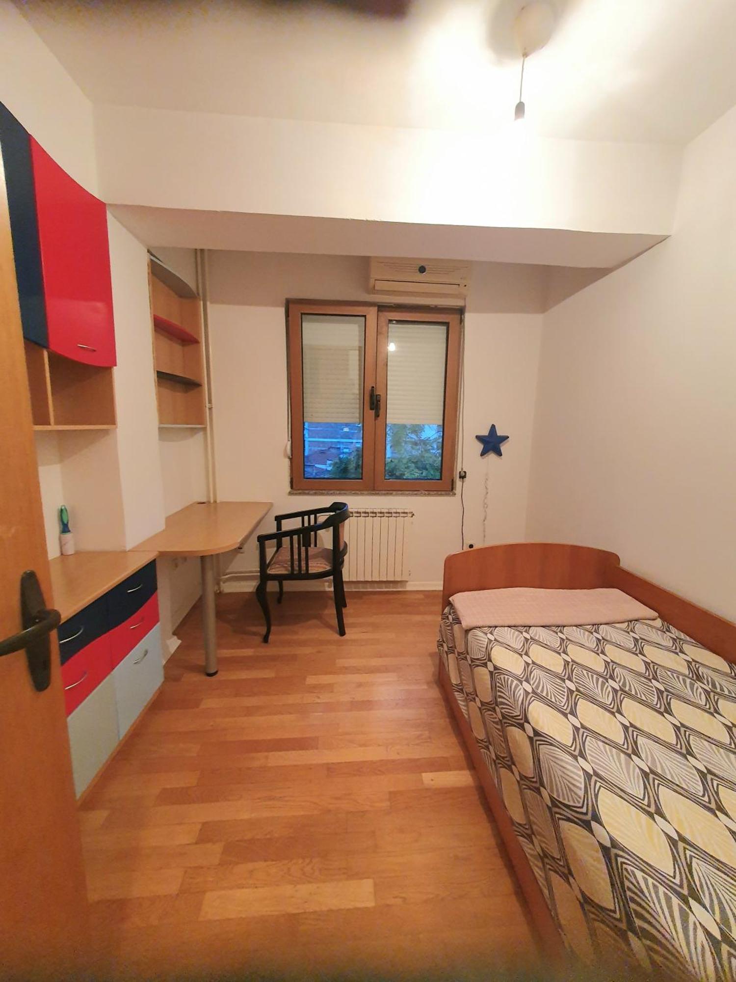 3 Bedroom Home With Parking Garage In The Heart Of Skopje Esterno foto