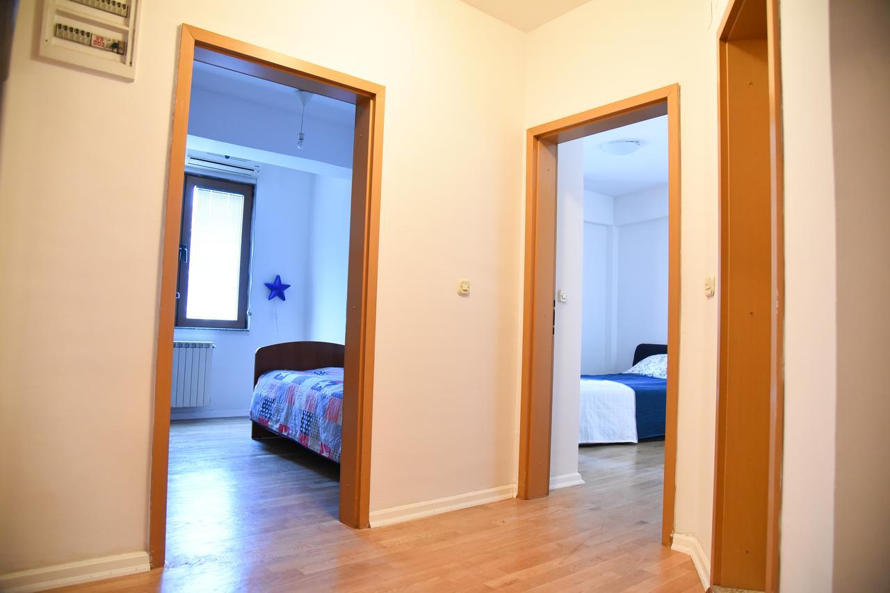 3 Bedroom Home With Parking Garage In The Heart Of Skopje Esterno foto
